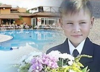 Маленький турист из России, захлебнувшийся в Турции, умер в Москве