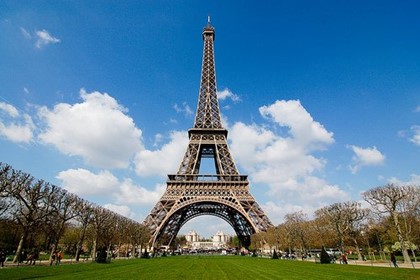 «Натали Турс» покажет Париж во всей красе