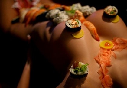 На Майами туристов накормят с тела
