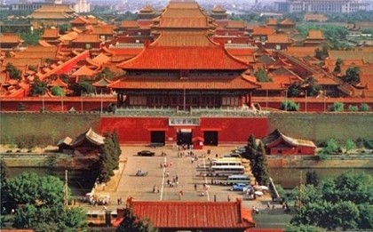 Пекин пустит туристов на три дня без визы