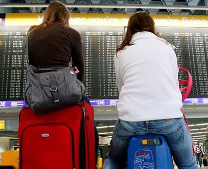 Из-за отмены рейсов компании «АэроСвит» российские туристы не могут покинуть Тель-Авив и Будапешт