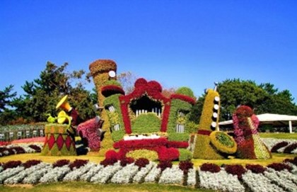 Цветочный фестиваль состоялся в Чианг Мае