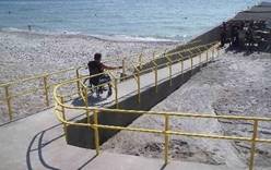Пляжи Новороссийска оборудуют для купания инвалидов