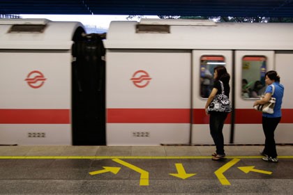 Утренняя поездка в метро Сингапура станет бесплатной