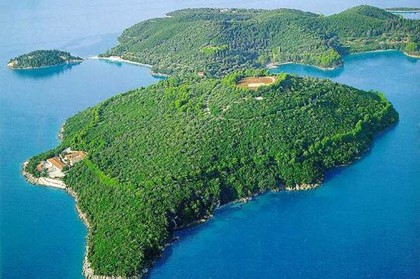 Российский олигарх купил фамильный остров в Греции
