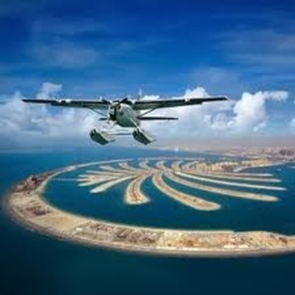 Открыты полеты на гидроплане над Дубаем и Шарджей