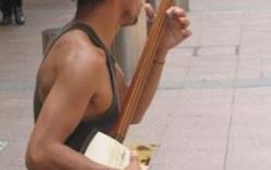 В Мадриде уличные музыканты проходят экзамен