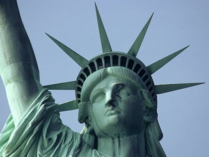 Власти Нью-Йорка платят за Статую Свободы