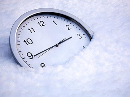 Переход на зимнее время: жители Европы будут спать на один час дольше