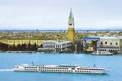 В Венеции количество круизных лайнеров сократится на 45%