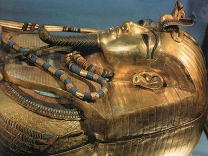 В Египте археологи нашли гробницу неизвестного фараона
