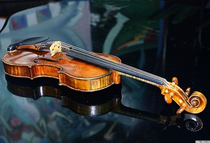 В США задержаны подозреваемые в краже скрипки Страдивари