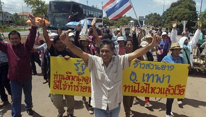 В Бангкоке более тысячи фермеров вышли на демонстрацию у резиденции правительства