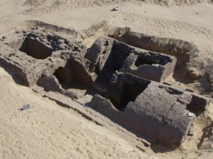 В Египте археологи обнаружили 3300-летнюю гробницу