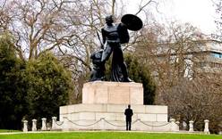 В Великобритании появятся говорящие статуи