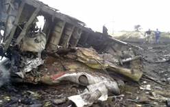 На востоке Украины потерпел крушение гражданский Боинг “Malaysia Airlines”. Среди погибших около 100 специалистов по борьбе со СПИДом