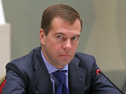 Медведев поручил Ростуризму и Роспотребнадзору усилить защиту прав туристов