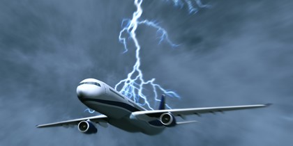В Шереметьево молния ударила в приземлявшийся самолет
