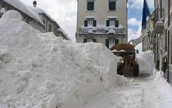 Итальянская деревня скрылась под снегом
