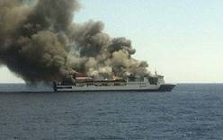 У берегов Майорки сгорел круизный лайнер