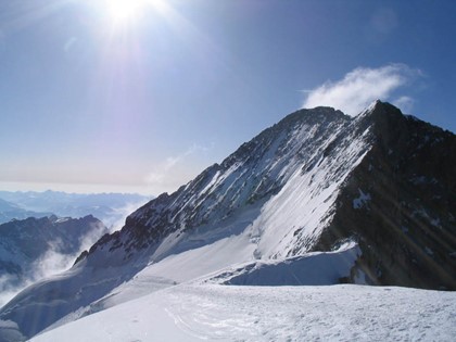 Во французских альпах погибли альпинисты