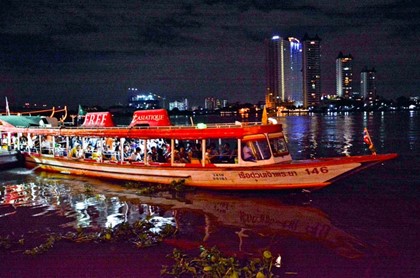 В Таиланде столкнулись экскурсионные лодки