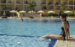 Россиянка забеременела купаясь в бассейне отеля