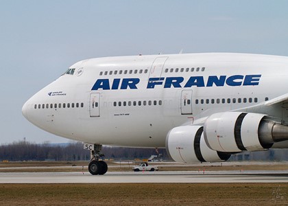 Боинг Air France экстренно сел в Пулково