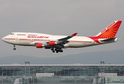 Самолет Air India экстренно сел в Домодедово