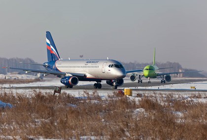 Sukhoi Superjet экстренно сел в Челябинске