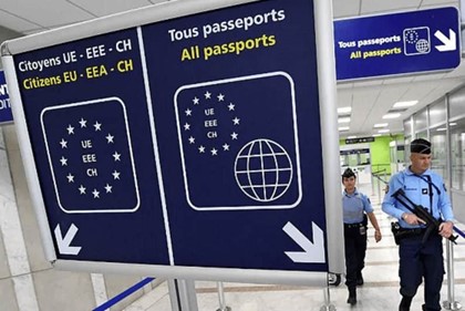 В ЕС предложили брать 5 евро с «безвизовых» туристов