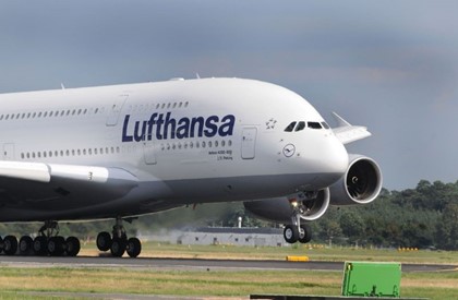 Самолет Lufthansa вынужденно сел в Нью-Йорке из-за угрозы взрыва