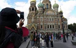 Петербург попросил Владимира Путина о безвизовом въезде для туристов