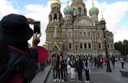 Петербург попросил Владимира Путина о безвизовом въезде для туристов