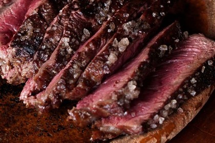 Лучшее в мире воловье мясо подают в Асторге рядом с дворцом Гауди