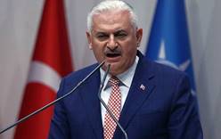 Премьер Турции призвал не запугивать туристов терроризмом