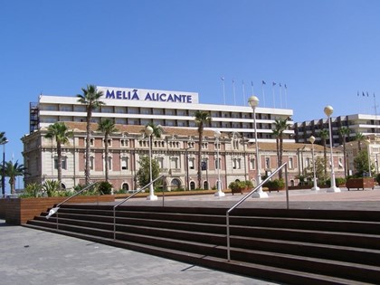 Испанские отели ищут способ избавиться от услуг онлайн-агентств по бронированию