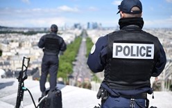 В Париже усилят охрану туристов