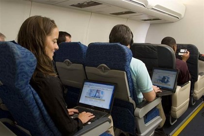 Из Европы в США нельзя будет летать с ноутбуками и планшетами в салоне