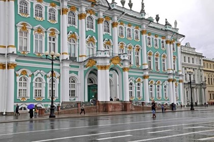 Туристы Петербурга получат бесплатные билеты в Эрмитаж