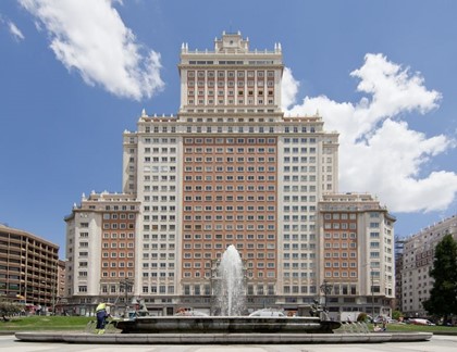 В небоскребе «Испания» в Мадриде появится шикарный отель
