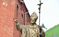 На Урале открыли памятник Папе Римскому Иоанну Павлу II