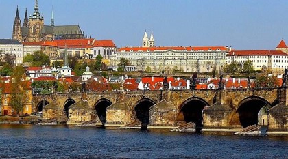 Карлову мосту в Праге исполнилось 660 лет