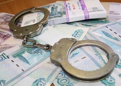 Директору смоленской турфирмы дали 2.5 года условно за обман туристов