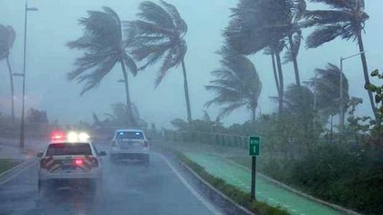 Туристам в Доминикане рекомендовали не покидать отели из-за урагана