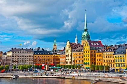 Большинство россиян положительно относятся к Швеции