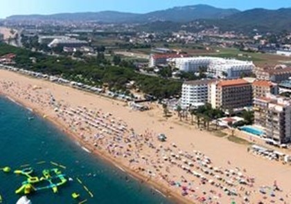 Барселона чистит пляжи от туристов