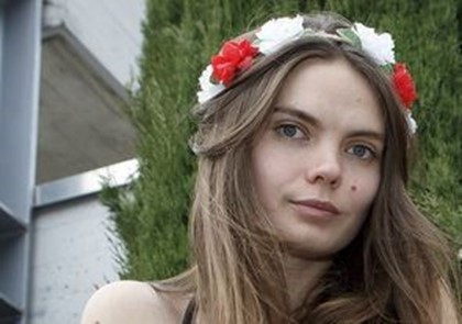 Основательница Femen покончила с собой