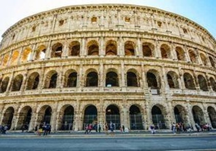 Турист украл кусок Колизея