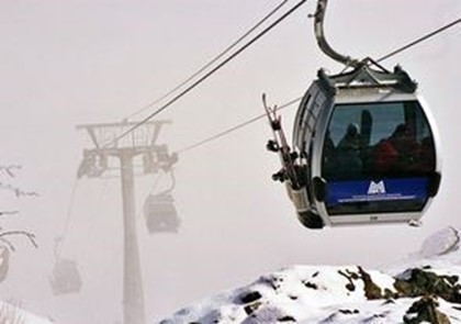 Десятки горнолыжников спасли в Чехии